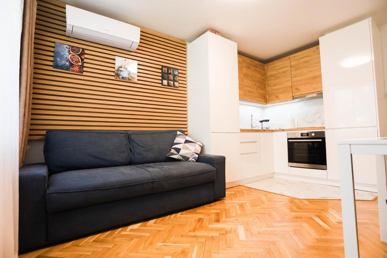 White Central Apartment Varna ภายนอก รูปภาพ