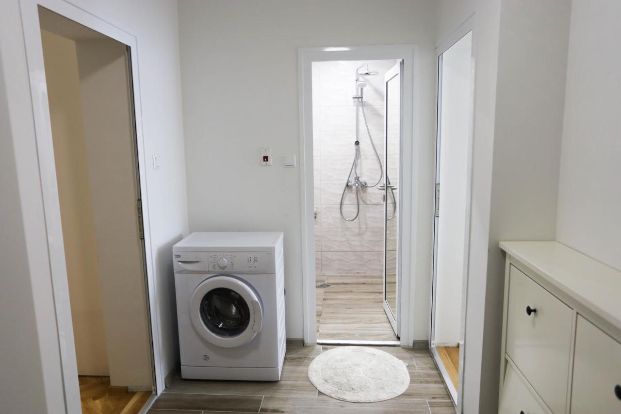 White Central Apartment Varna ภายนอก รูปภาพ